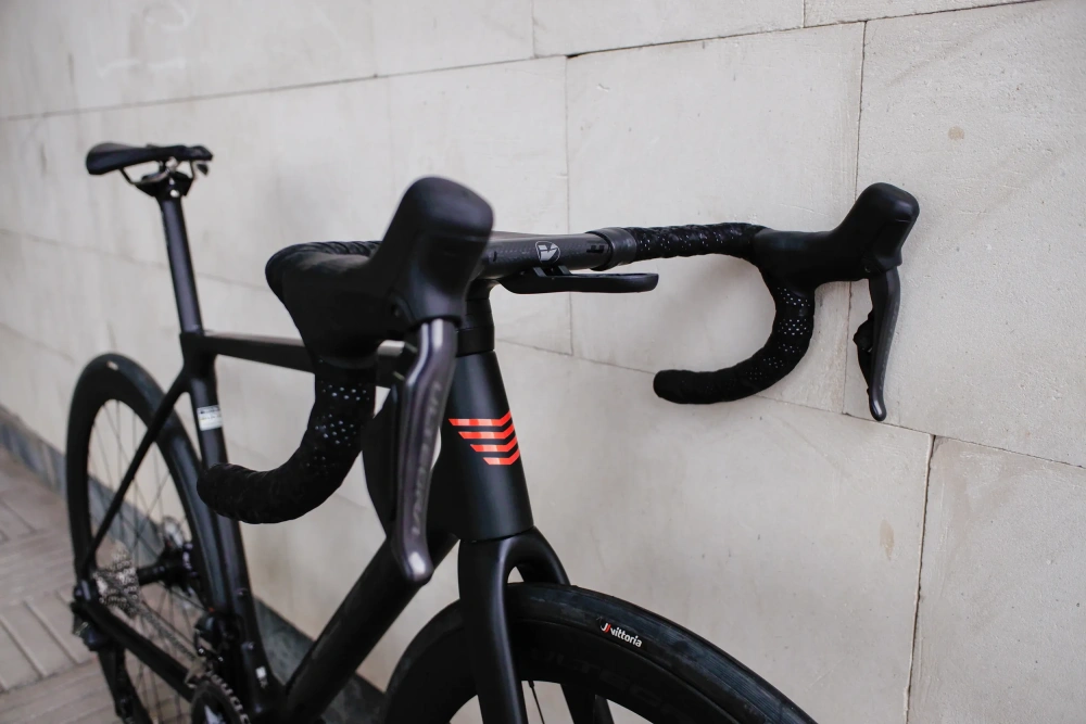 Фото товара Велосипед гоночный, шоссейный FELT FR | Advanced+ | Shimano Ultegra Di2 №10
