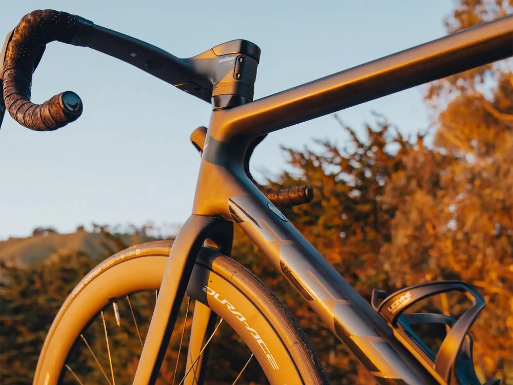 Фото товара Велосипед гоночный, шоссейный FELT FR | Advanced+ | Shimano Dura-Ace Di2 №3